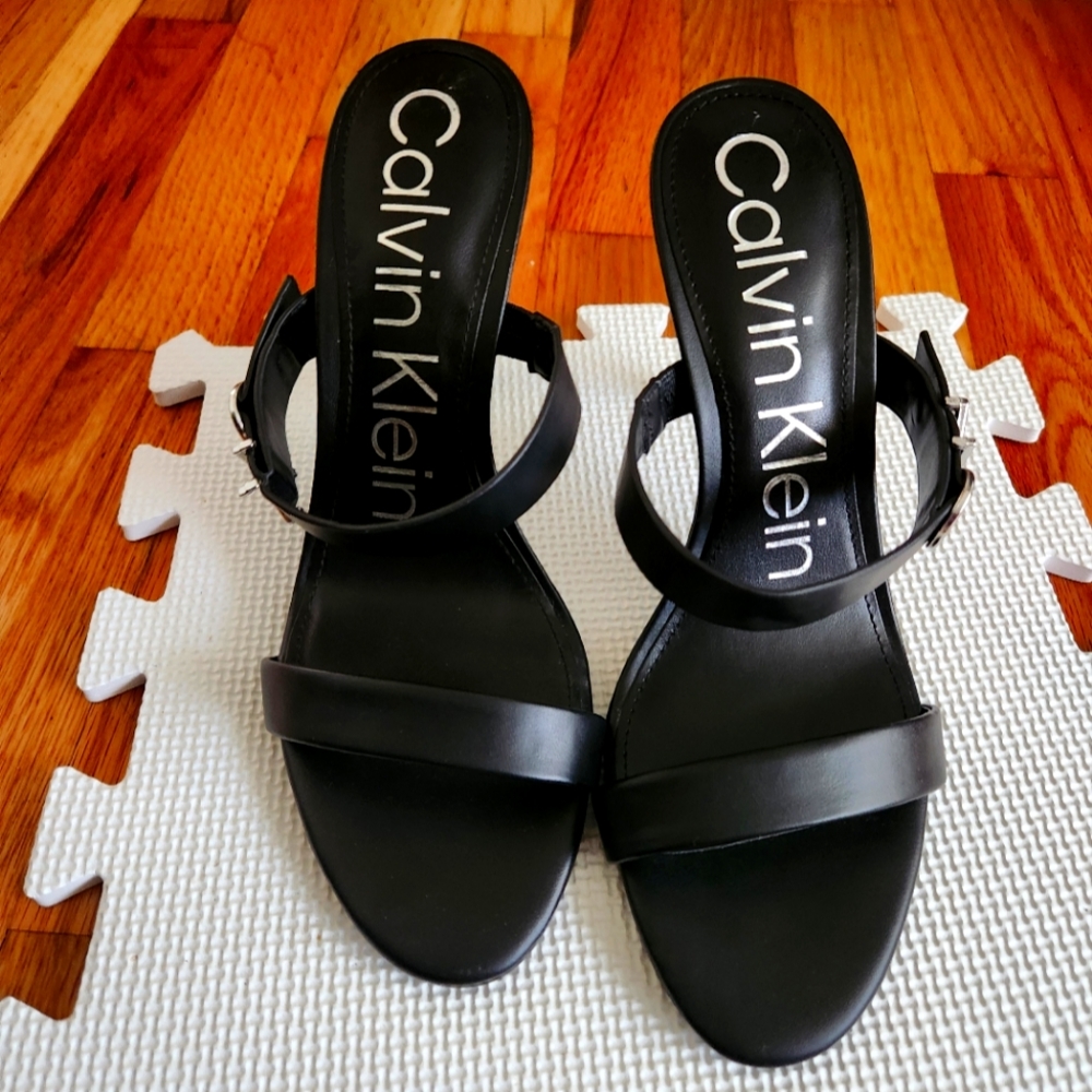 Black 3 1/2 inch Calvin Klein heel